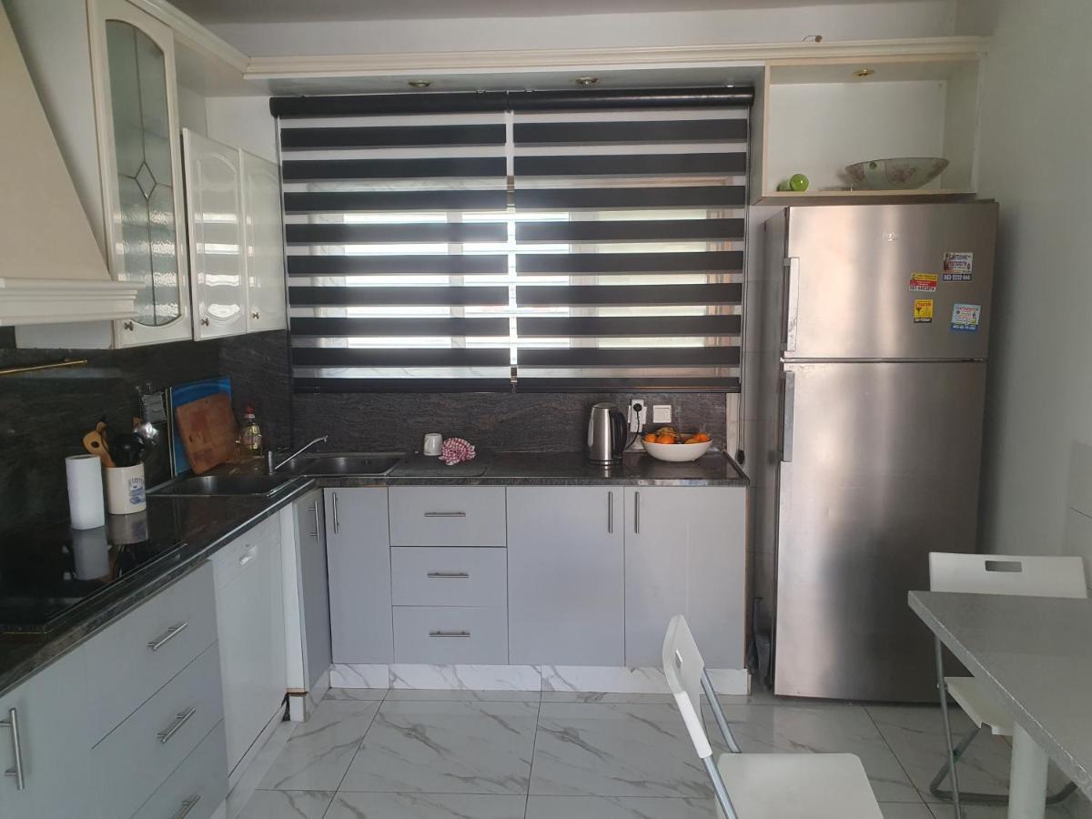 Belle Chambre Confortable Bed and Breakfast Νετάνια Εξωτερικό φωτογραφία